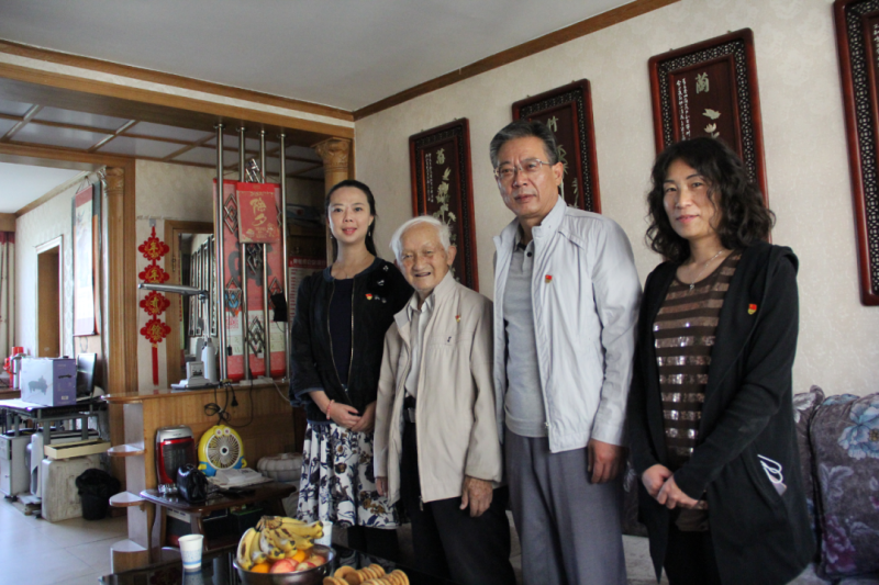 中共青海省第三建筑工程有限公司支部委員會(huì)開展&ldquo;走訪慰問暖人心，紅色精神永傳承&rdquo;活動(dòng)