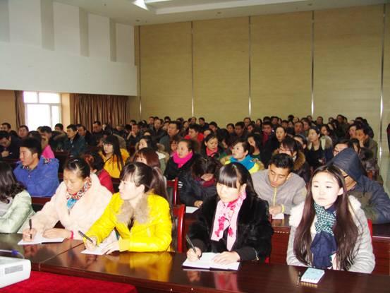 內(nèi)強(qiáng)個人素質(zhì)，外塑企業(yè)形象