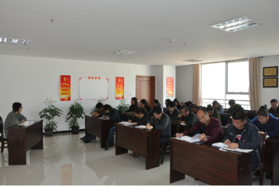 集團(tuán)黨委委員、副總經(jīng)理劉玲同志宣講黨的十九大精神