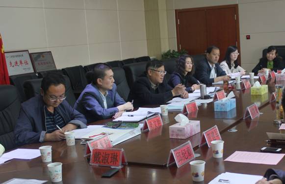 協(xié)調(diào)對接，有序推進(jìn)保稅物流中心項(xiàng)目建設(shè)